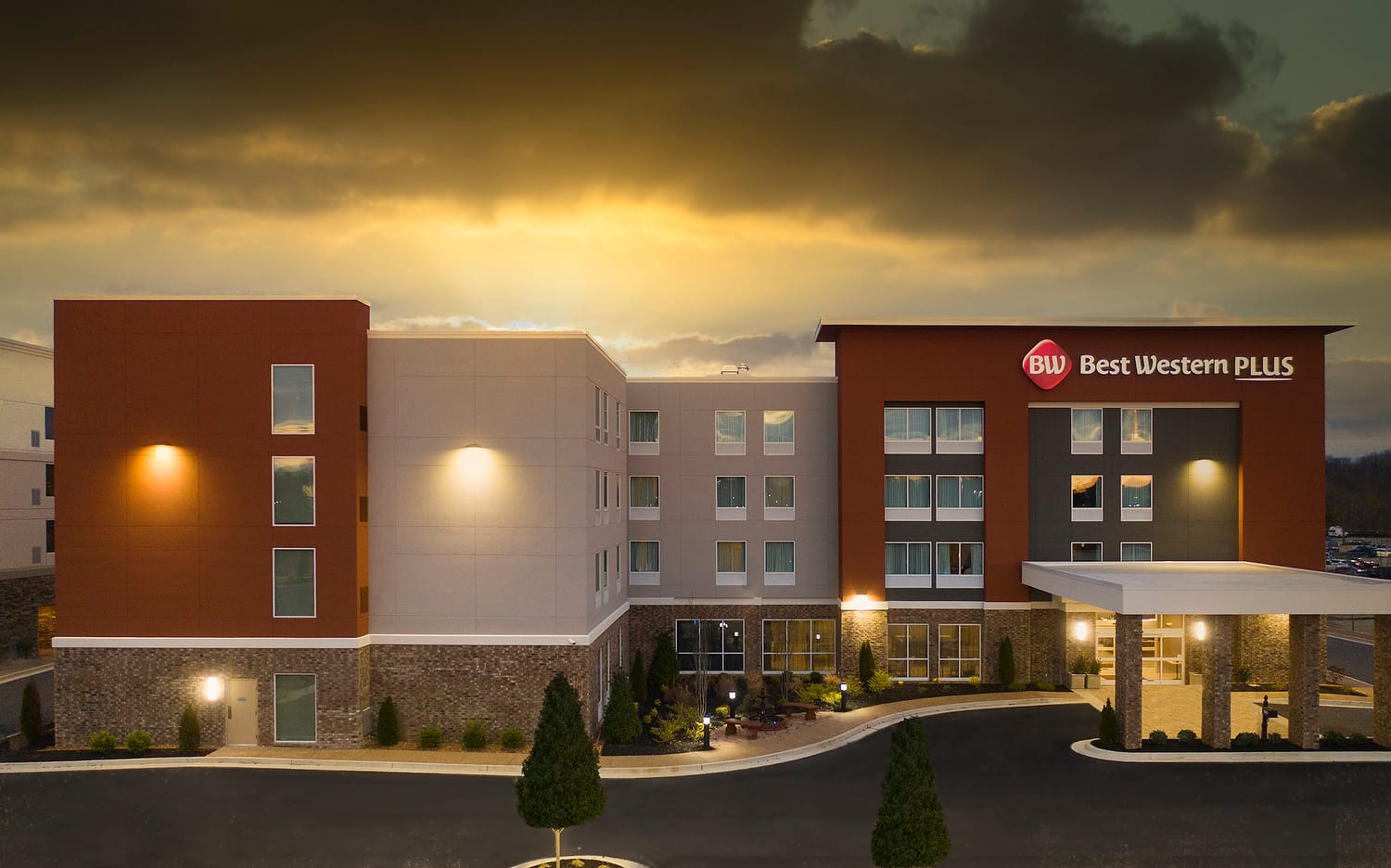 Best Western Plus Olive Branch under a golden sunset