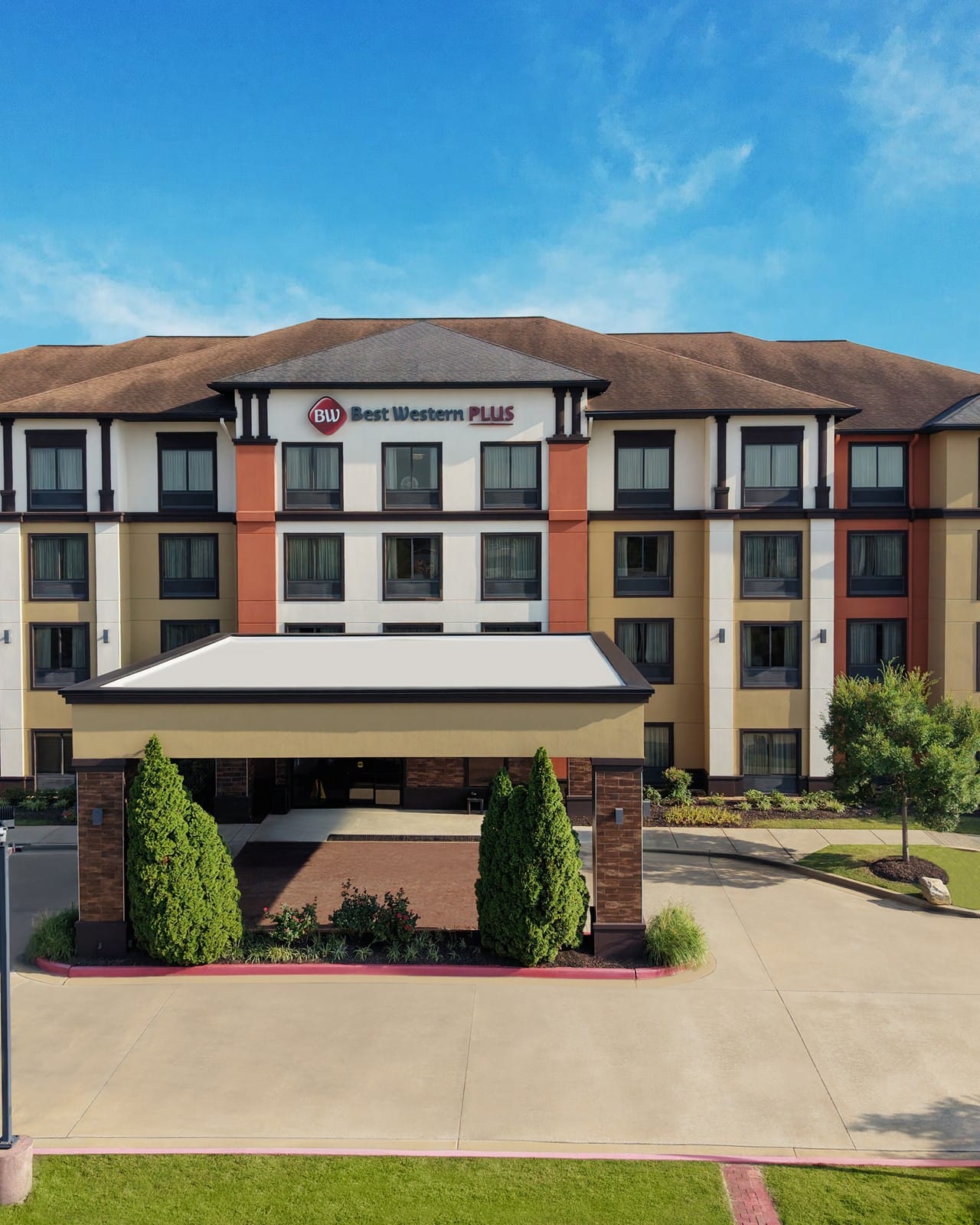 Best Western Plus Tupelo, exterior